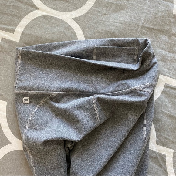 Fabletics Heather Gray Athletic Leggings High Waisted Size XS - Picture 6 of 6